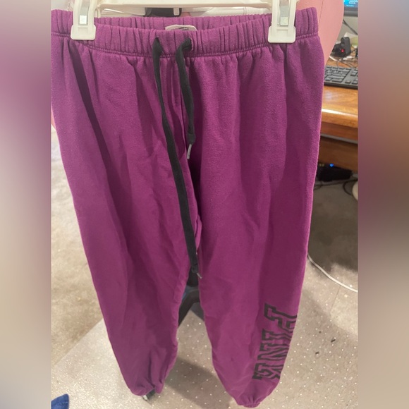 PINK Victoria's Secret Purple Ankle Pants - Picture 1 of 3